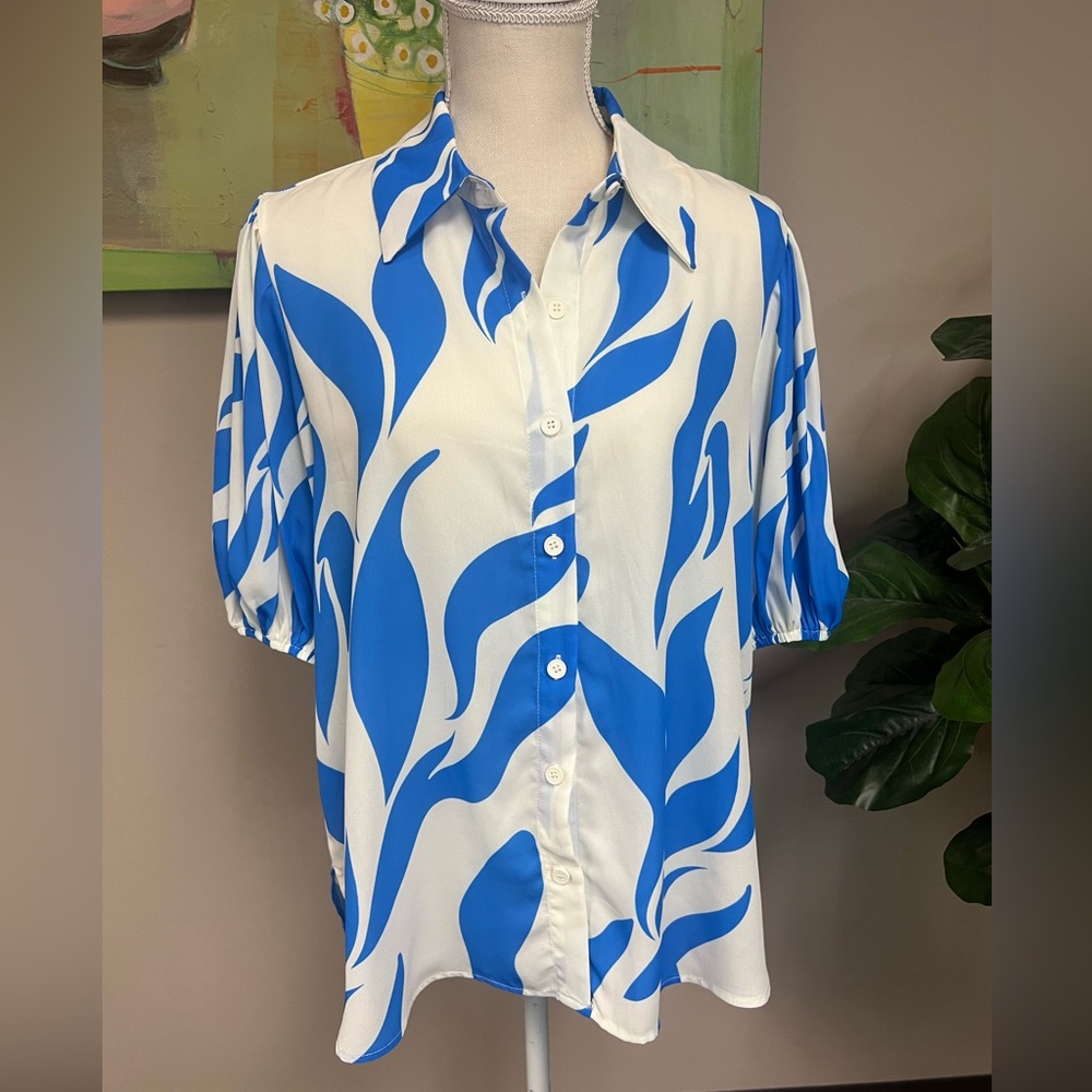 Blue and cream short sleeve blouses by Flying Tomato. Size L